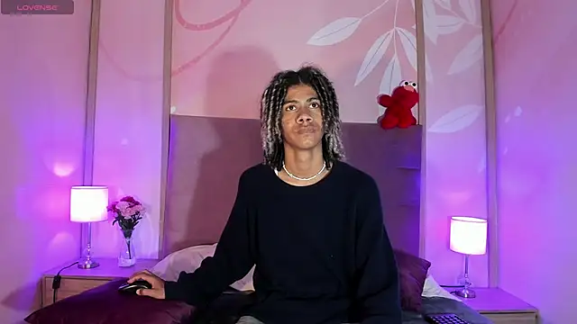 Maxim-Walker online show from February 11, 2025, 2:57 am