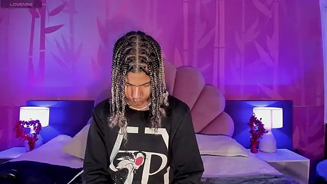 Maxim-Walker online show from February 19, 2025, 3:28 am