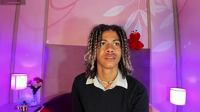 Maxim-Walker online show from March 9, 2025, 3:11 am