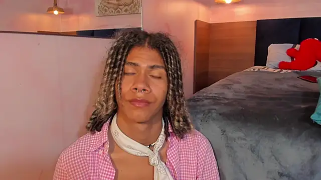 Maxim-Walker online show from March 17, 2025, 3:03 am