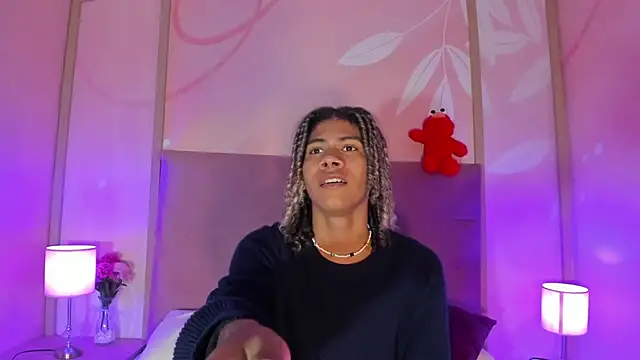 Maxim-Walker online show from March 19, 2025, 3:09 am