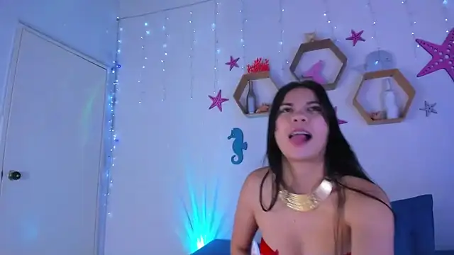 Emiily Parkerr online show from November 1, 2025, 3:08 am