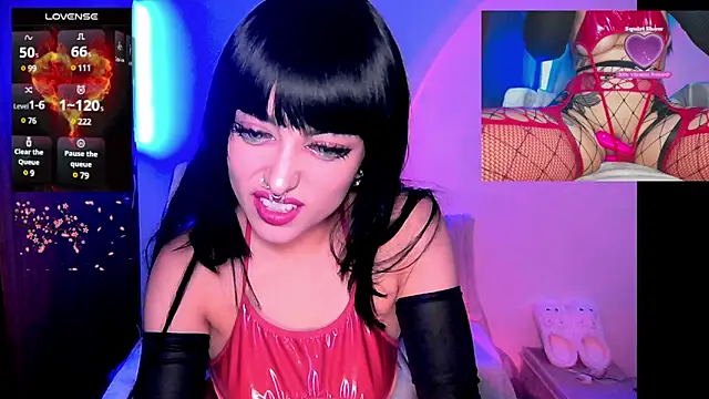 HollyDominic online show from March 5, 2025, 5:08 pm