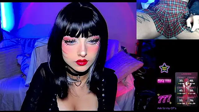 HollyDominic online show from March 24, 2026, 6:13 pm