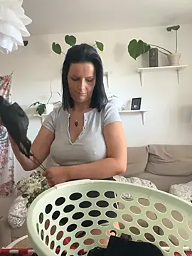 Snapshot of Off__Melonenmandy chatting on April 23, 2026, 4:09 pm Off Melonenmandy online show from April 23, 2026, 4:09 pm