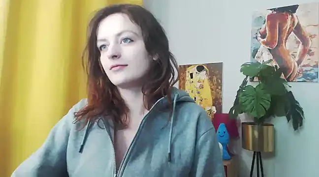 Snapshot of juicyNadine chatting on December 11, 2024, 6:14 am juicyNadine online show from December 11, 2024, 6:14 am