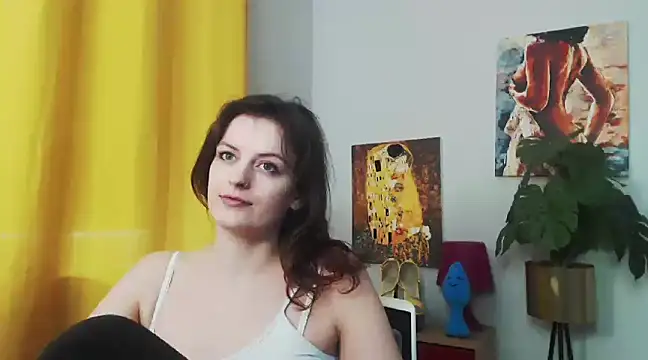 Snapshot of juicyNadine chatting on December 19, 2024, 9:29 am juicyNadine online show from December 19, 2024, 9:29 am