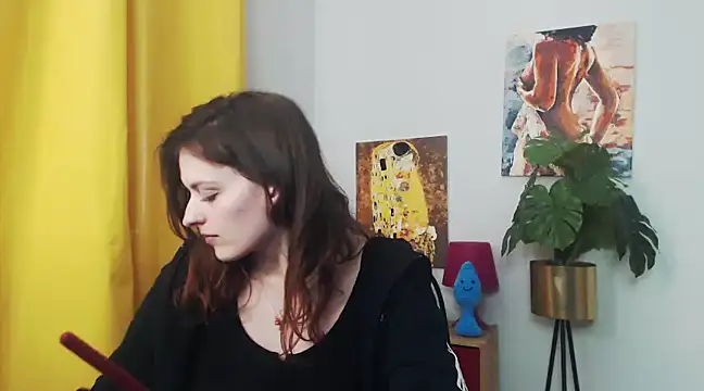 Snapshot of juicyNadine chatting on January 13, 2025, 12:24 pm juicyNadine online show from January 13, 2025, 12:24 pm