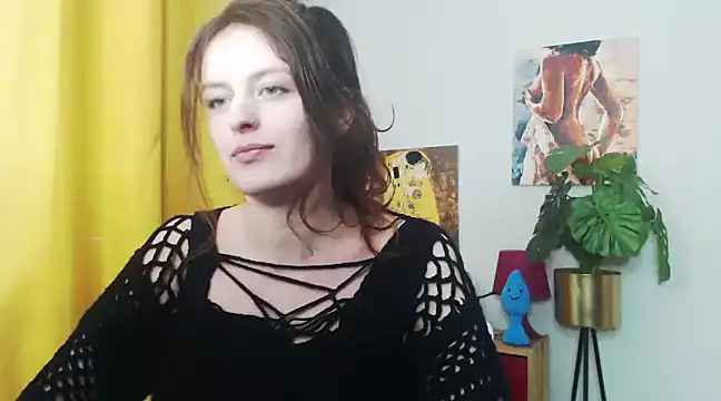 Snapshot of juicyNadine chatting on January 18, 2025, 10:39 am juicyNadine online show from January 18, 2025, 10:39 am