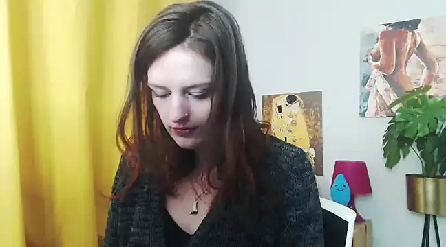 Snapshot of juicyNadine chatting on January 27, 2025, 6:41 am juicyNadine online show from January 27, 2025, 6:41 am