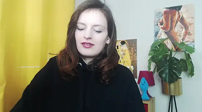 Snapshot of juicyNadine chatting on February 17, 2025, 9:24 am juicyNadine online show from February 17, 2025, 9:24 am