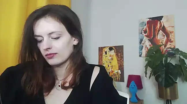 Snapshot of juicyNadine chatting on February 25, 2025, 9:31 am juicyNadine online show from February 25, 2025, 9:31 am