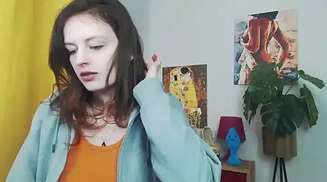 Snapshot of juicyNadine chatting on March 6, 2025, 6:19 am juicyNadine online show from March 6, 2025, 6:19 am