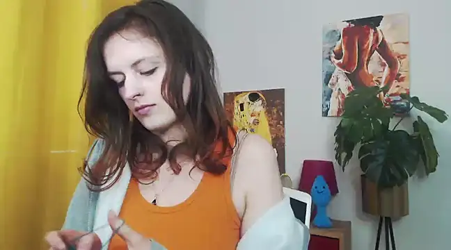 Snapshot of juicyNadine chatting on March 6, 2025, 9:25 am juicyNadine online show from March 6, 2025, 9:25 am