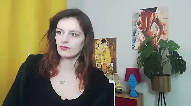 Snapshot of juicyNadine chatting on March 10, 2025, 9:21 am juicyNadine online show from March 10, 2025, 9:21 am