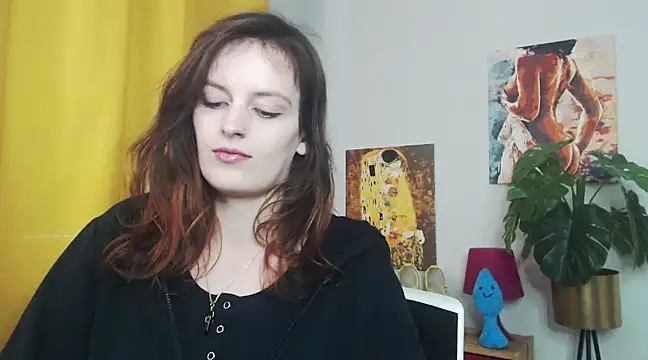 Snapshot of juicyNadine chatting on March 17, 2025, 9:22 am juicyNadine online show from March 17, 2025, 9:22 am