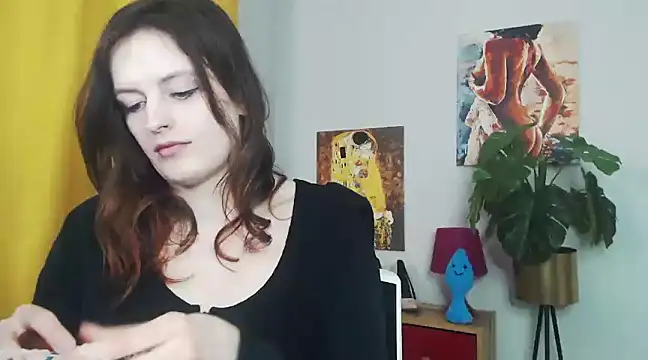 Snapshot of juicyNadine chatting on March 19, 2025, 9:17 am juicyNadine online show from March 19, 2025, 9:17 am