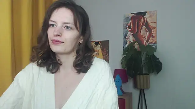 Snapshot of juicyNadine chatting on October 13, 2025, 4:34 am juicyNadine online show from October 13, 2025, 4:34 am