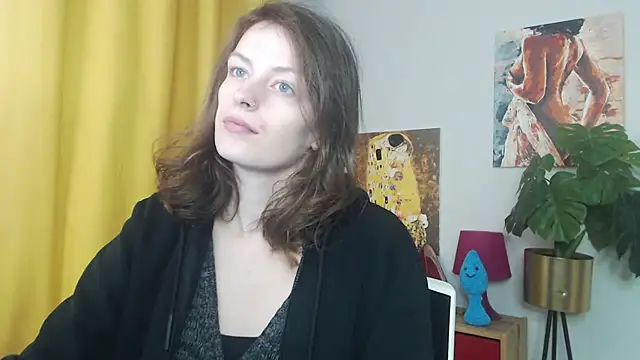 Snapshot of juicyNadine chatting on November 4, 2025, 5:50 am juicyNadine online show from November 4, 2025, 5:50 am