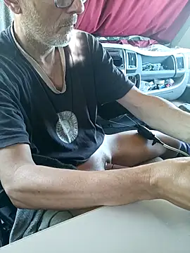 Snapshot of richa22cm chatting on September 30, 2025, 12:43 pm richa22cm online show from September 30, 2025, 12:43 pm