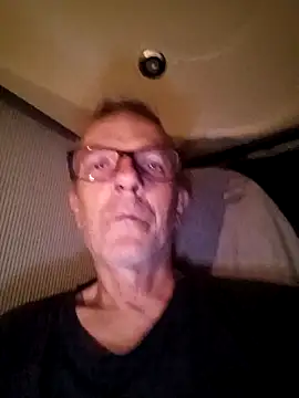 Snapshot of richa22cm chatting on October 11, 2025, 6:06 pm richa22cm online show from October 11, 2025, 6:06 pm