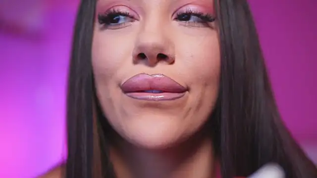 NatyDesiree online show from February 18, 2025, 11:22 am