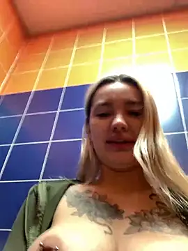 Snapshot of Sextazy chatting on March 8, 2025, 12:52 pm Sextazy online show from March 8, 2025, 12:52 pm
