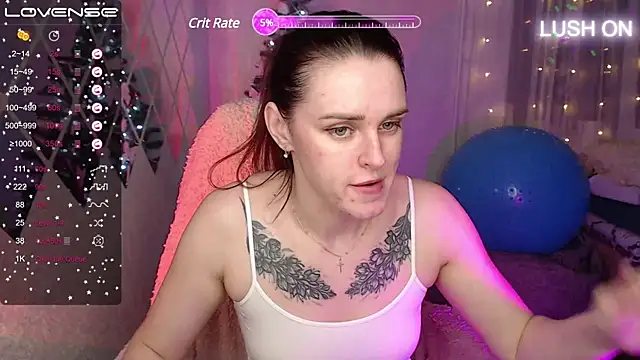 Snapshot of Bella__Swoon chatting on January 11, 2025, 1:32 pm Bella Swoon online show from January 11, 2025, 1:32 pm