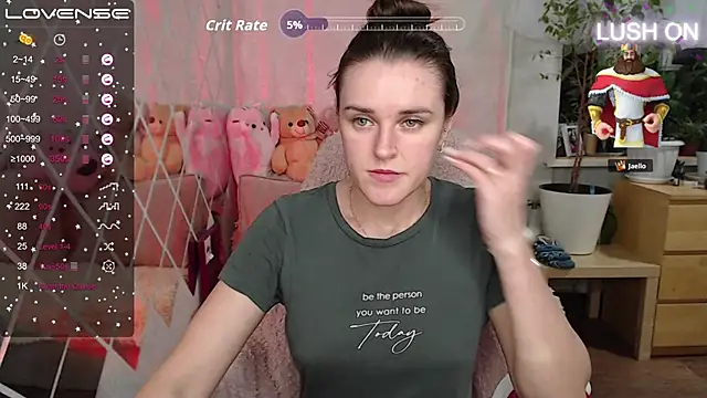 Snapshot of Bella__Swoon chatting on October 25, 2025, 3:40 pm Bella Swoon online show from October 25, 2025, 3:40 pm