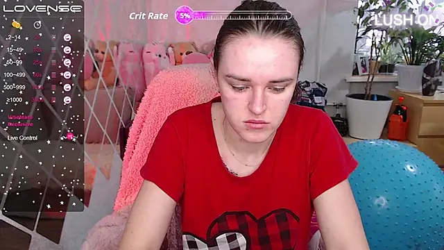 Snapshot of Bella__Swoon chatting on November 1, 2025, 4:14 am Bella Swoon online show from November 1, 2025, 4:14 am