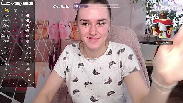 Snapshot of Bella__Swoon chatting on November 7, 2025, 4:01 am Bella Swoon online show from November 7, 2025, 4:01 am