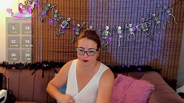 ariana cross online show from October 7, 2025, 12:35 pm