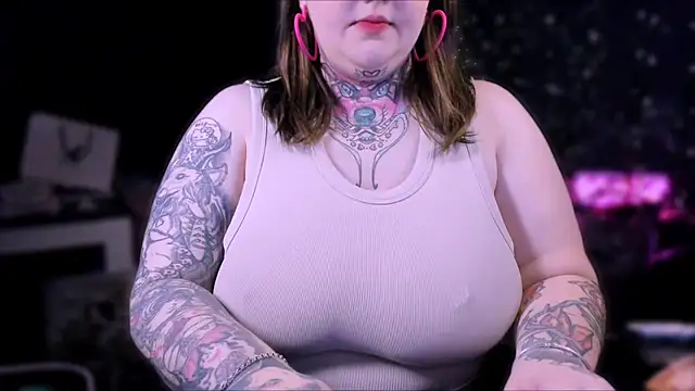 Byeol Dae  online show from December 3, 2024, 2:27 pm