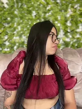 Snapshot of SaritaHot_69 chatting on January 8, 2025, 3:50 pm SaritaHot 69 online show from January 8, 2025, 3:50 pm