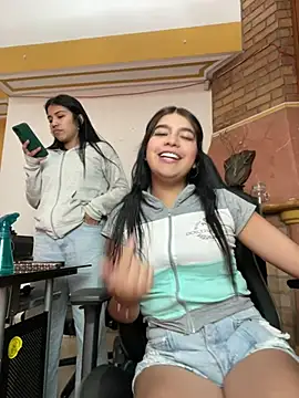 Snapshot of SaritaHot_69 chatting on March 15, 2025, 3:16 pm SaritaHot 69 online show from March 15, 2025, 3:16 pm