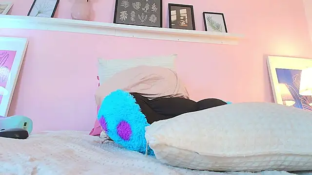 Snapshot of MARAFOX69 chatting on February 11, 2025, 7:33 am MARAFOX69 online show from February 11, 2025, 7:33 am