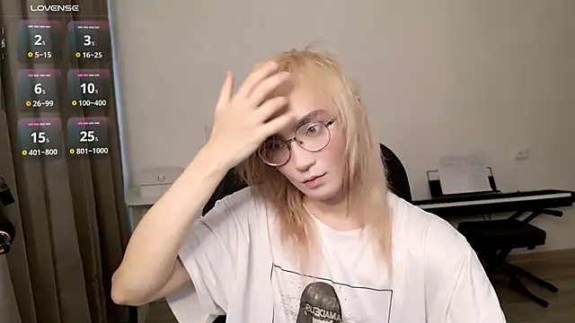 Snapshot of CuteYukiKun chatting on February 17, 2026, 9:39 am CuteYukiKun online show from February 17, 2026, 9:39 am