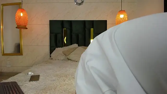 Levy Steve online show from November 5, 2025, 3:39 am