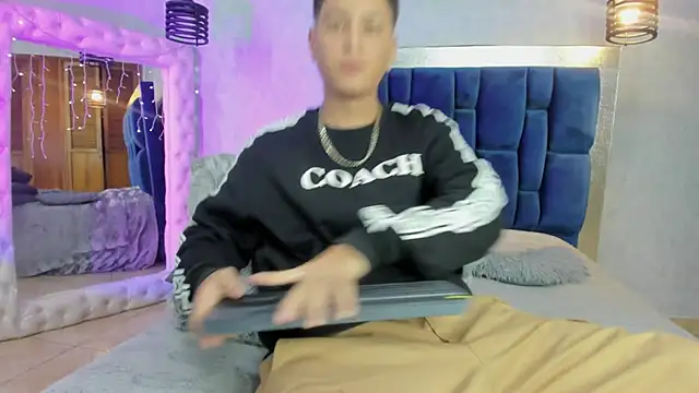 Levy Steve online show from December 5, 2025, 3:04 am