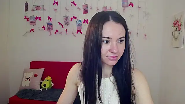 KaraCriegs online show from May 7, 2026, 7:08 pm