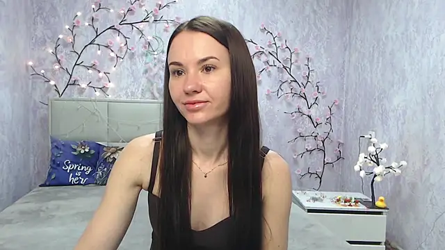 KaraCriegs online show from May 13, 2026, 5:21 pm