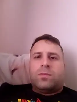 LucianM6 online show from November 13, 2025, 12:37 pm