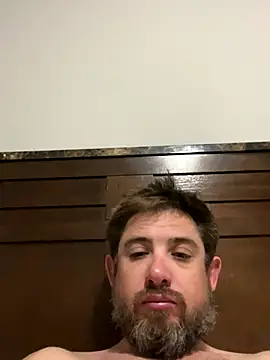 Snapshot of caliguy37 chatting on January 7, 2026, 4:48 am caliguy37 online show from January 7, 2026, 4:48 am