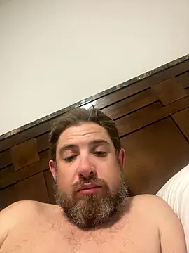 Snapshot of caliguy37 chatting on January 9, 2026, 5:43 am caliguy37 online show from January 9, 2026, 5:43 am