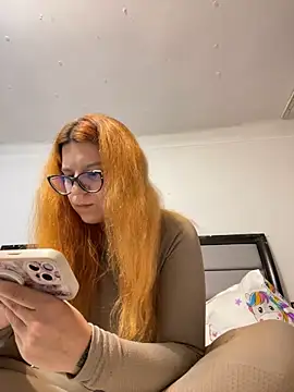 Snapshot of NadiraNoor chatting on December 7, 2024, 9:11 pm NadiraNoor online show from December 7, 2024, 9:11 pm