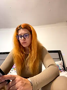 Snapshot of NadiraNoor chatting on December 8, 2024, 7:11 pm NadiraNoor online show from December 8, 2024, 7:11 pm