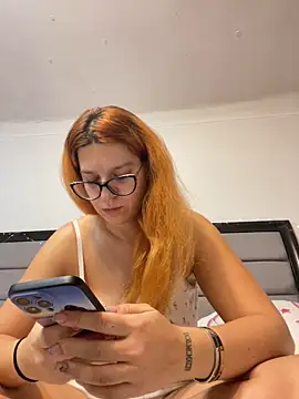 Snapshot of NadiraNoor chatting on December 9, 2024, 4:58 pm NadiraNoor online show from December 9, 2024, 4:58 pm