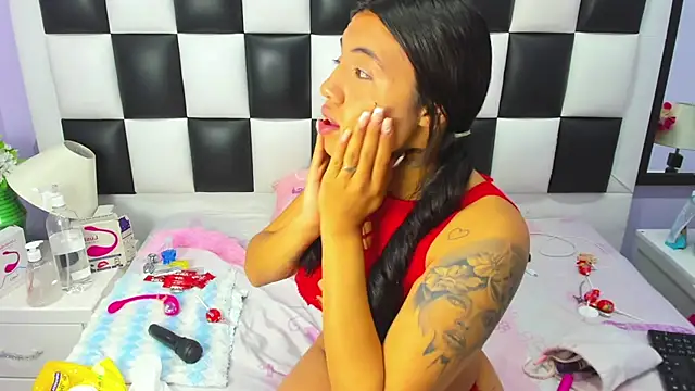 arianaa tompsoon online show from November 27, 2025, 3:08 am