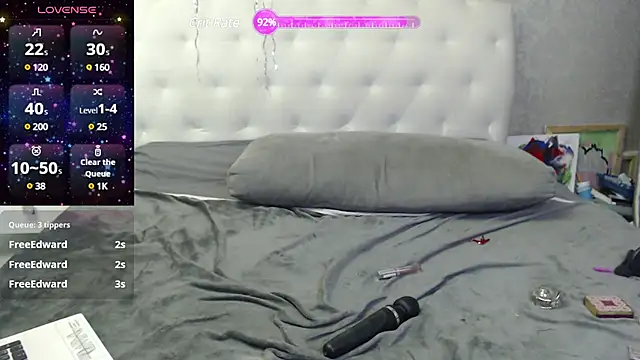 Snapshot of GinaAngelina chatting on January 1, 2025, 2:19 am GinaAngelina online show from January 1, 2025, 2:19 am