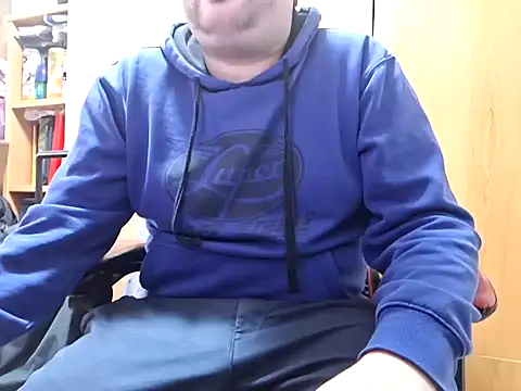 Javier bear online show from February 10, 2025, 2:48 pm